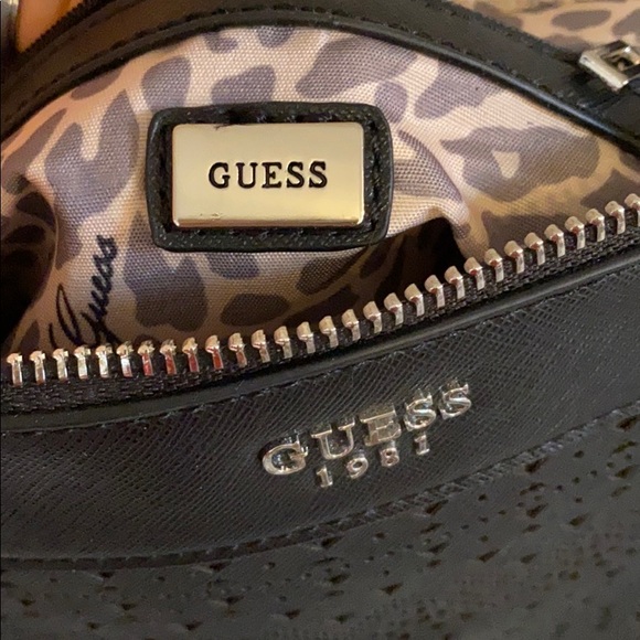 Vintage Guess shoulder bag - Picture 4 of 8